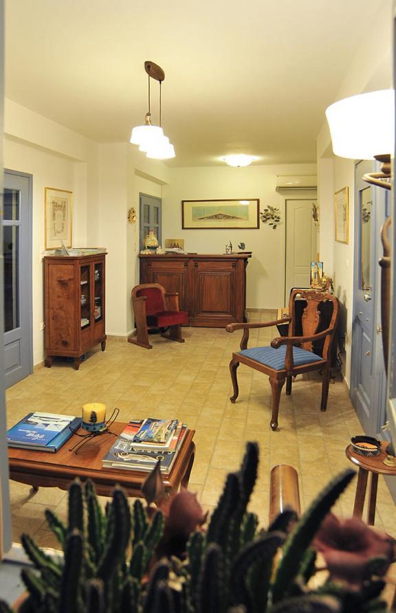 Fistikies Holiday Apartments Aegina Bagian luar foto